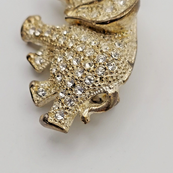 Vintage Rhinestone Elephant Brooch AD 2001 Red Eye Gold Tone Trunk Up Tusk Pin - Picture 7 of 11